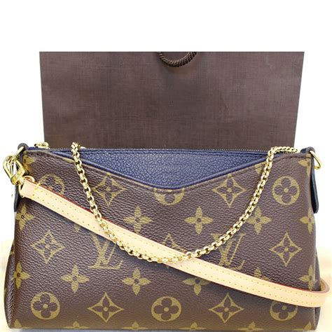 louis vuitton clutch monogram favorite|louis vuitton bags monogram price.